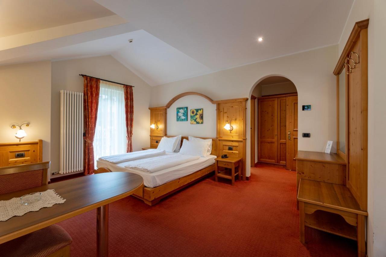 Hotel Lido - Slow & Natural Living Molveno Εξωτερικό φωτογραφία