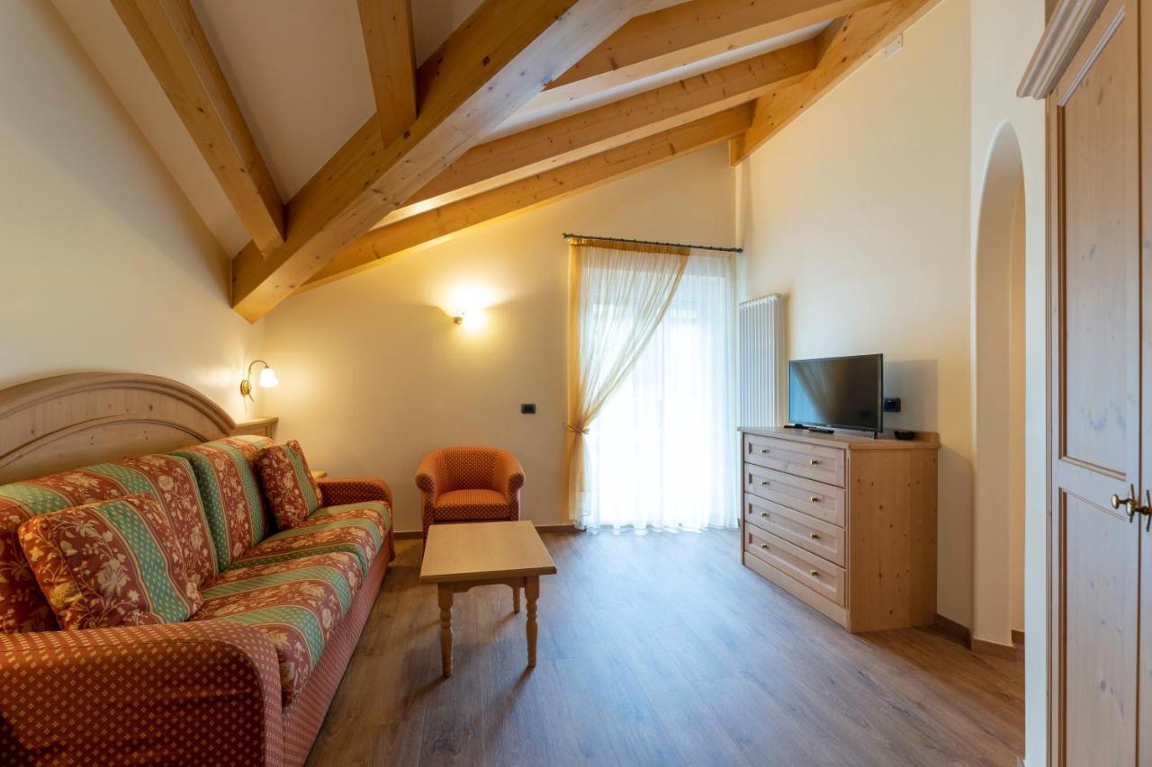 Hotel Lido - Slow & Natural Living Molveno Εξωτερικό φωτογραφία