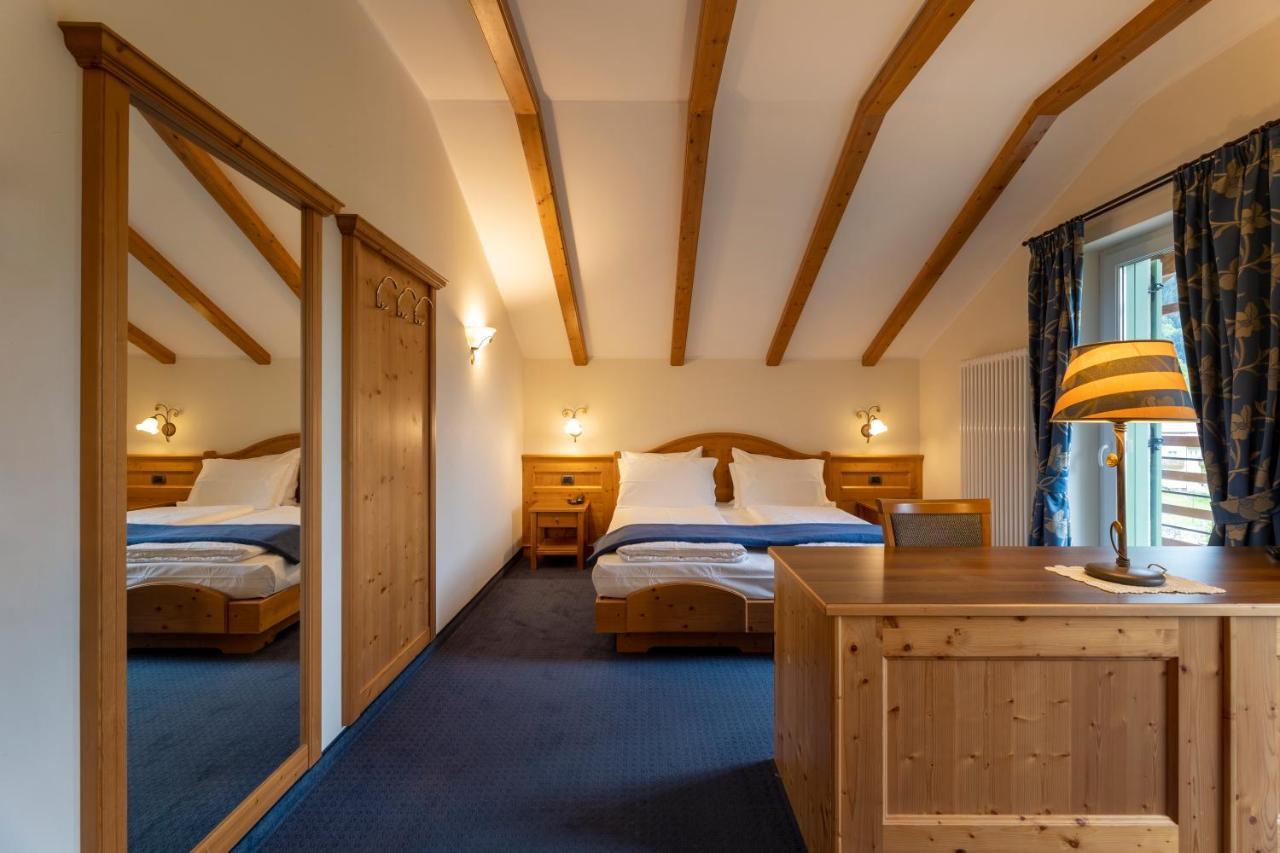 Hotel Lido - Slow & Natural Living Molveno Εξωτερικό φωτογραφία