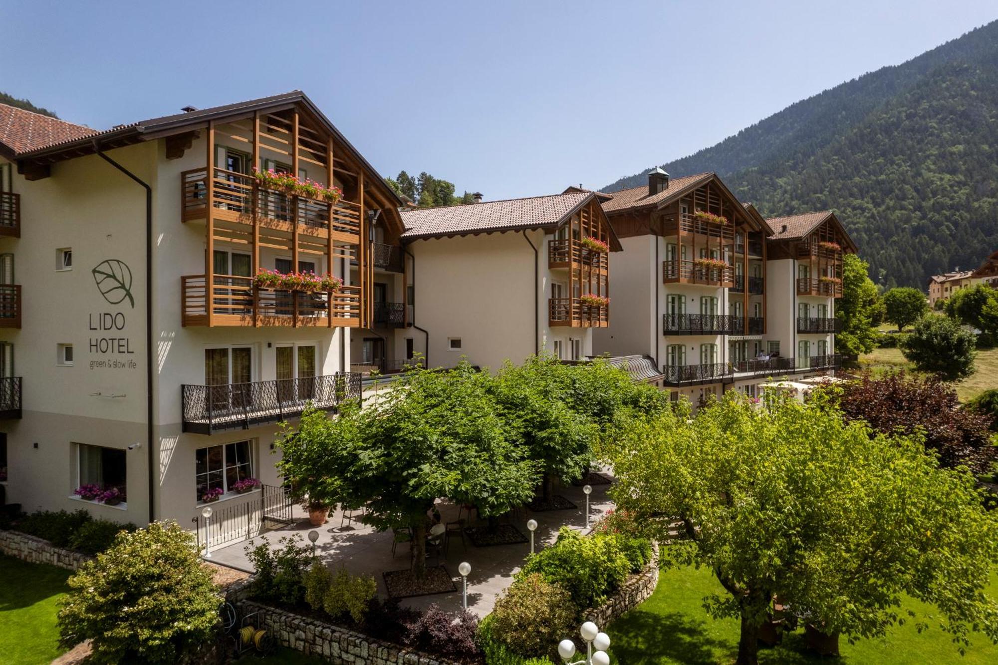 Hotel Lido - Slow & Natural Living Molveno Εξωτερικό φωτογραφία